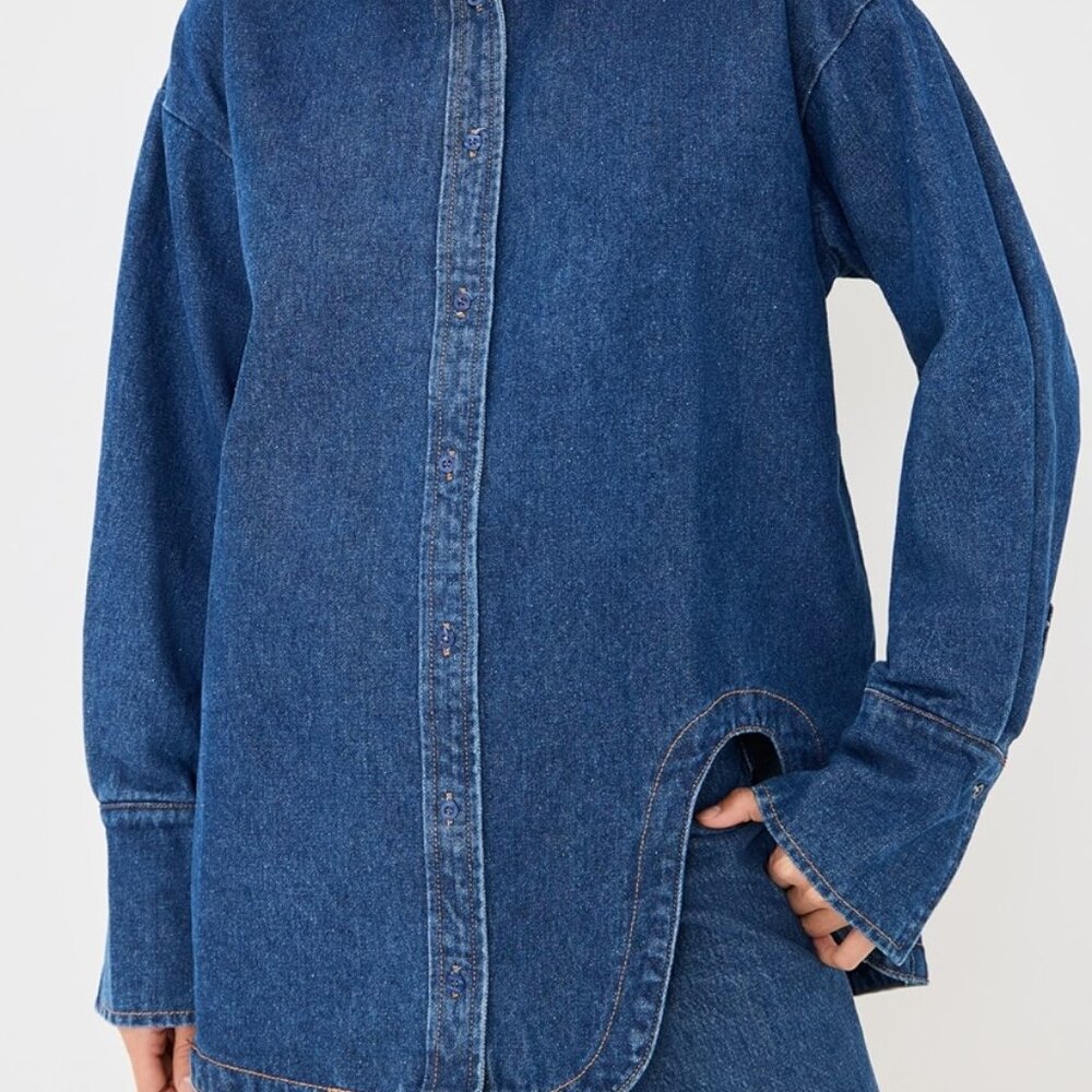 NWT Lioness Off Duty Denim Shirt  Off Duty Denim Shirt